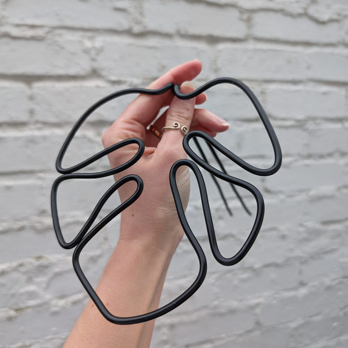 monstera wire plant support Monstera Shaped Plant Support